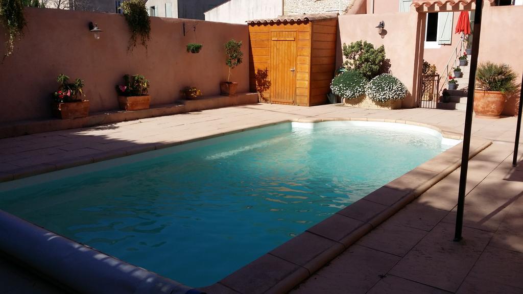 Les Portes Du Soleil Bed & Breakfast Capestang Luaran gambar