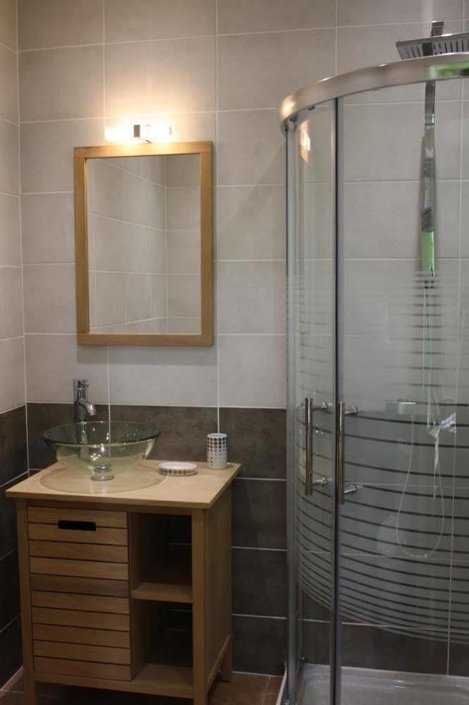 Les Portes Du Soleil Bed & Breakfast Capestang Luaran gambar